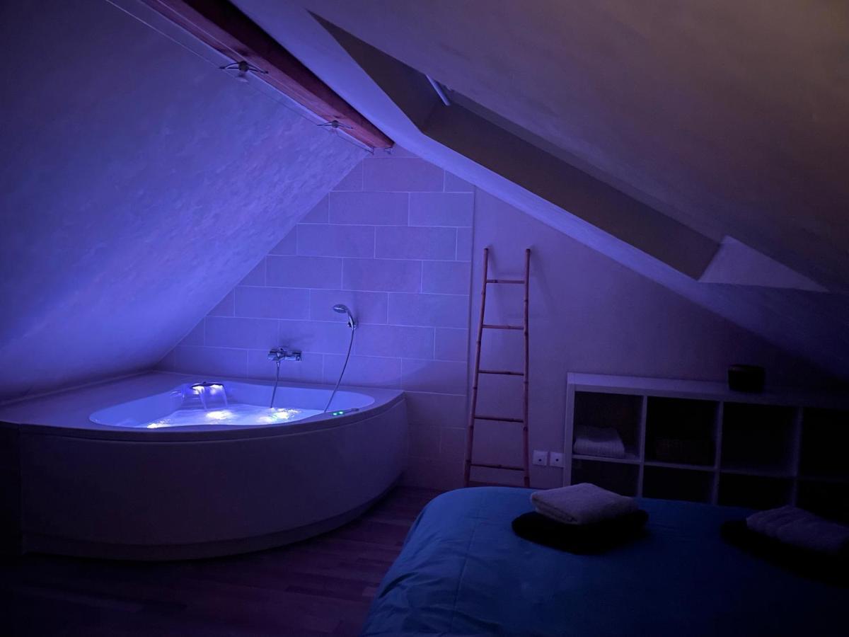 Le Nid D'Amour 2Pers / Wifi / Sauna Houssen Екстериор снимка