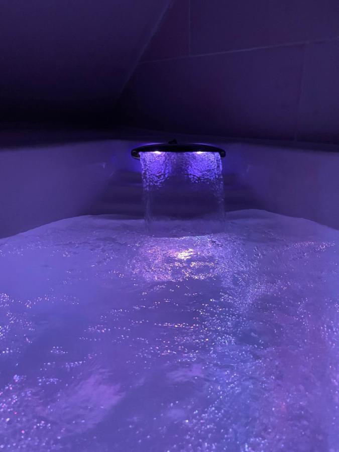 Le Nid D'Amour 2Pers / Wifi / Sauna Houssen Екстериор снимка