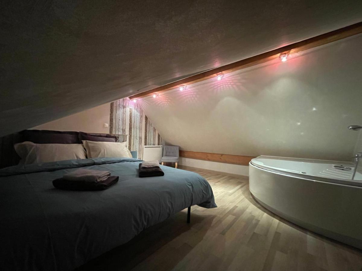 Le Nid D'Amour 2Pers / Wifi / Sauna Houssen Екстериор снимка